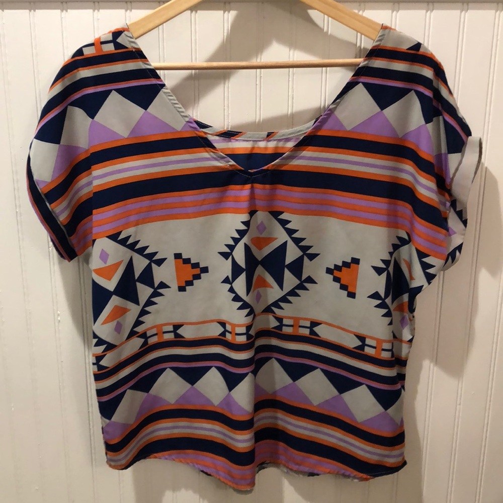 Fun Aztec top! - Picture 2 of 2
